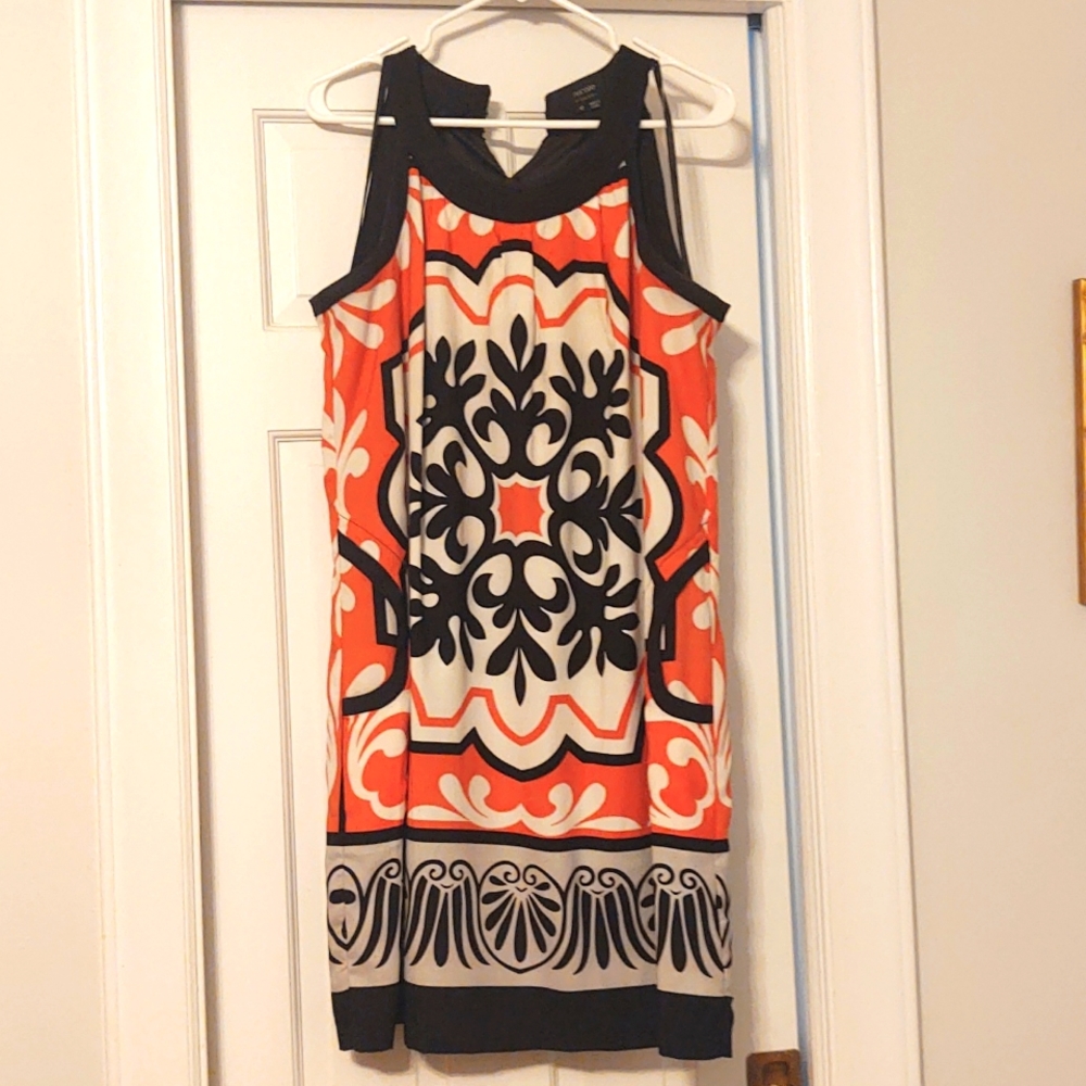 Sleeveless dress